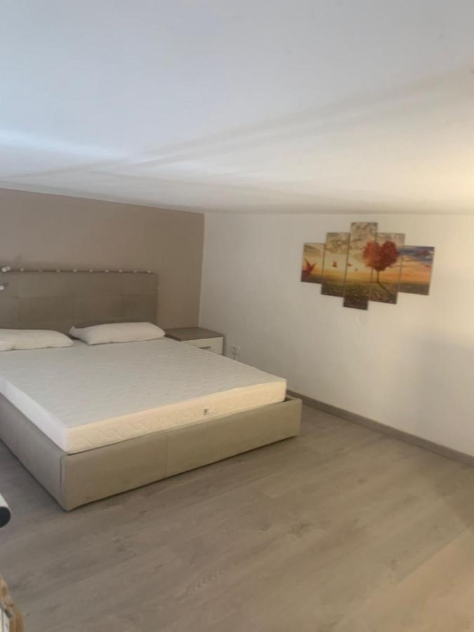 Odeon Apartment In Centro A Λιβόρνο Εξωτερικό φωτογραφία